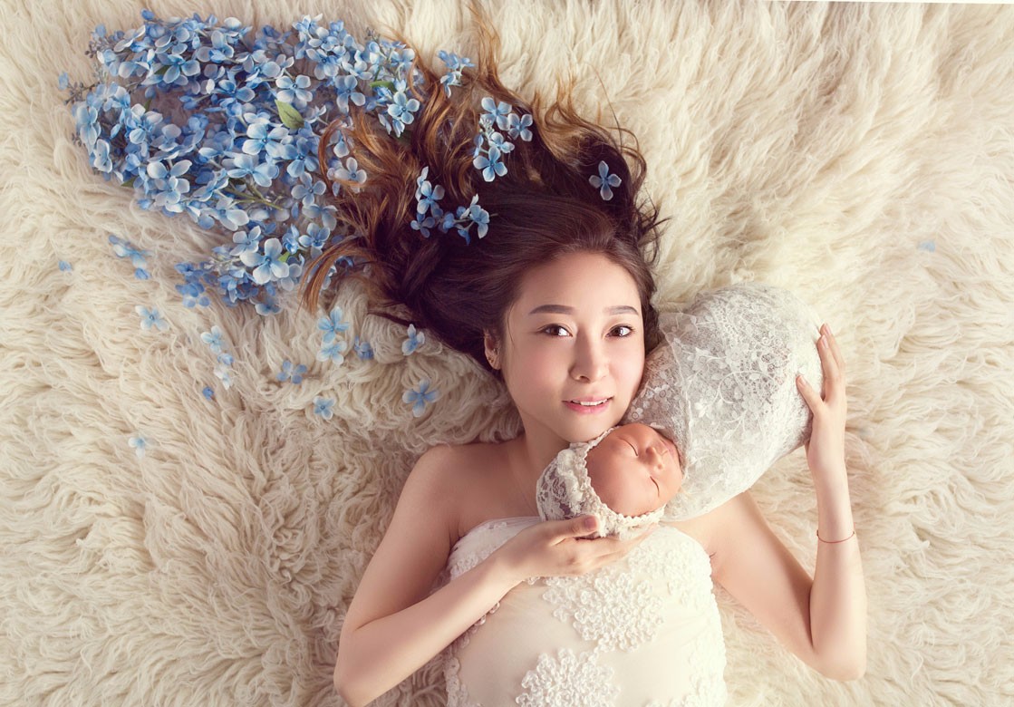 新生儿  